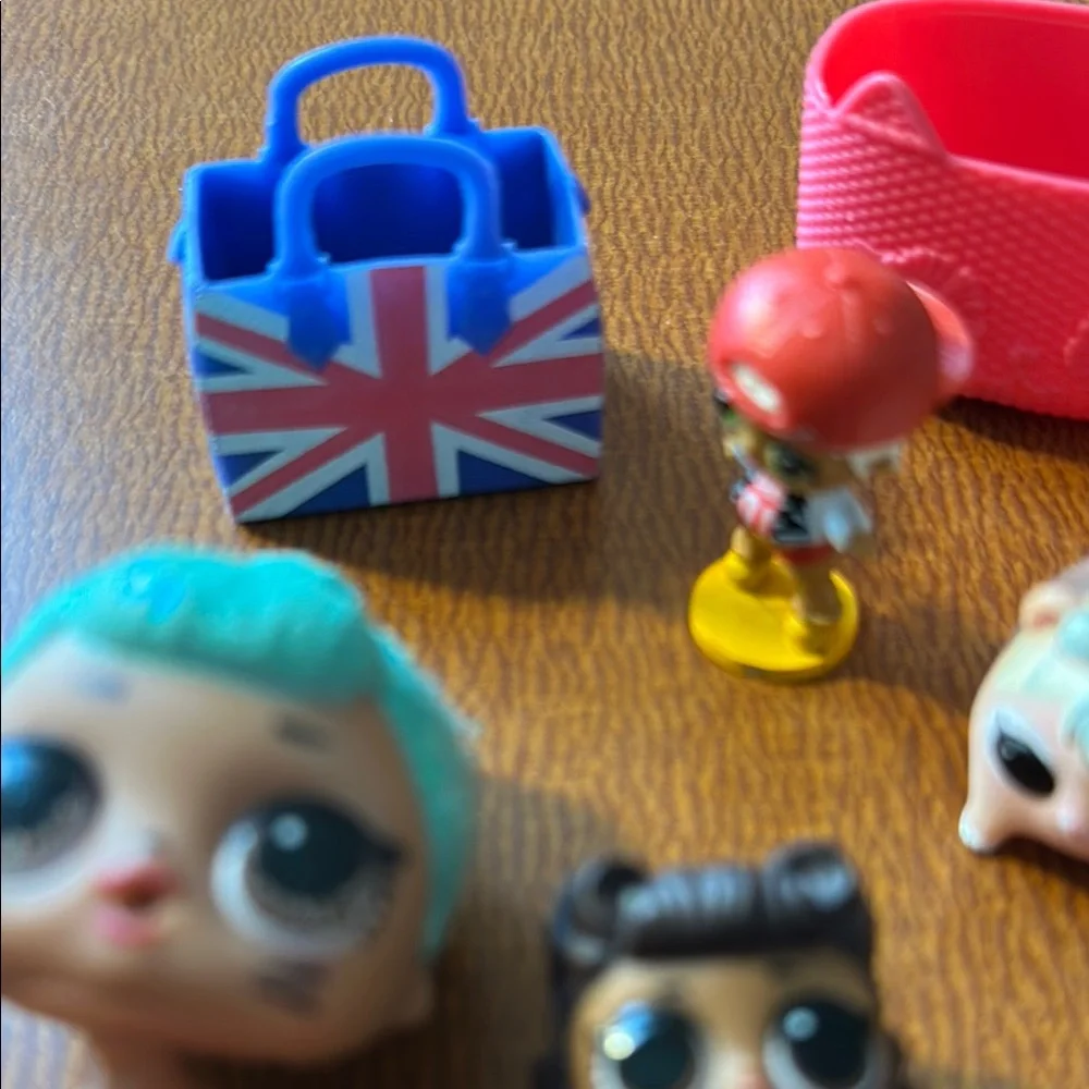 L.O.L. Surprise!‎ Doll Set with Accessories - Multicolor